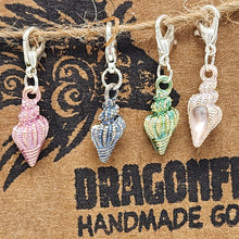 Load image into Gallery viewer, Metal Sea Shells Stitch Markers - set of 5