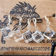 Load image into Gallery viewer, Ice Cube Stitch Markers - set of 5
