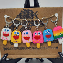 Load image into Gallery viewer, Fancy Rainbow Cartoon Popsicles Stitch Markers - set of 6
