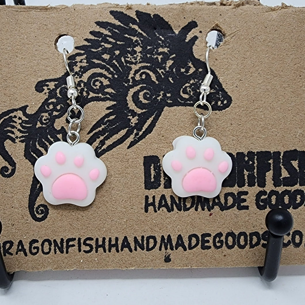Kitty Paw Earrings - White w/pink toes